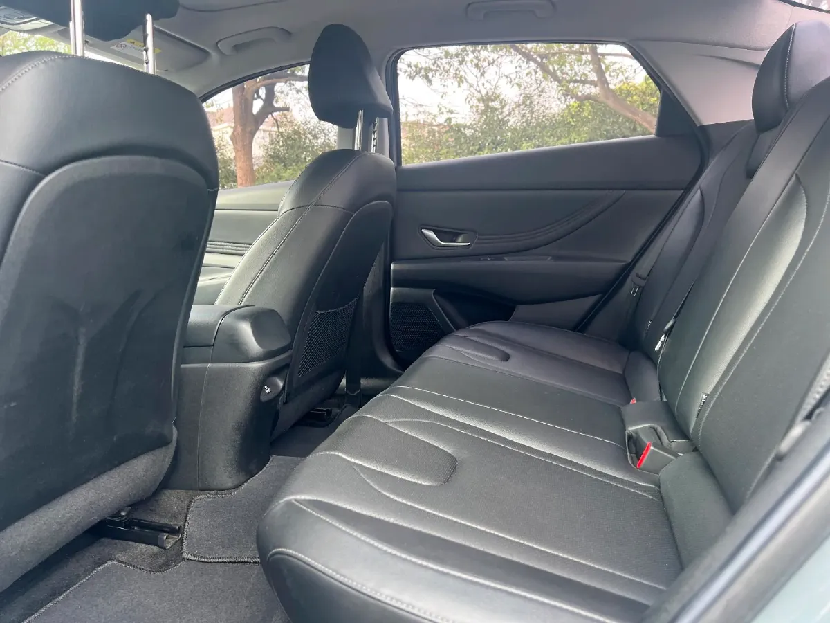 2021 Hyundai Elantra 1.5L 115HP L4 CVT,autocango,china used car exporter,china ev exporter,chinese used car exporter,chinese used ev exporter