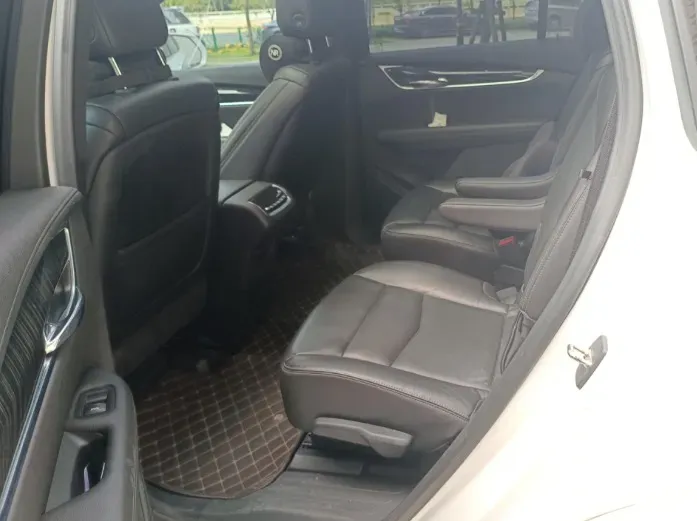 2020 Cadillac XT6 2.0T 237HP L4 9AT,autocango,china used car exporter,china ev exporter,chinese used car exporter,chinese used ev exporter