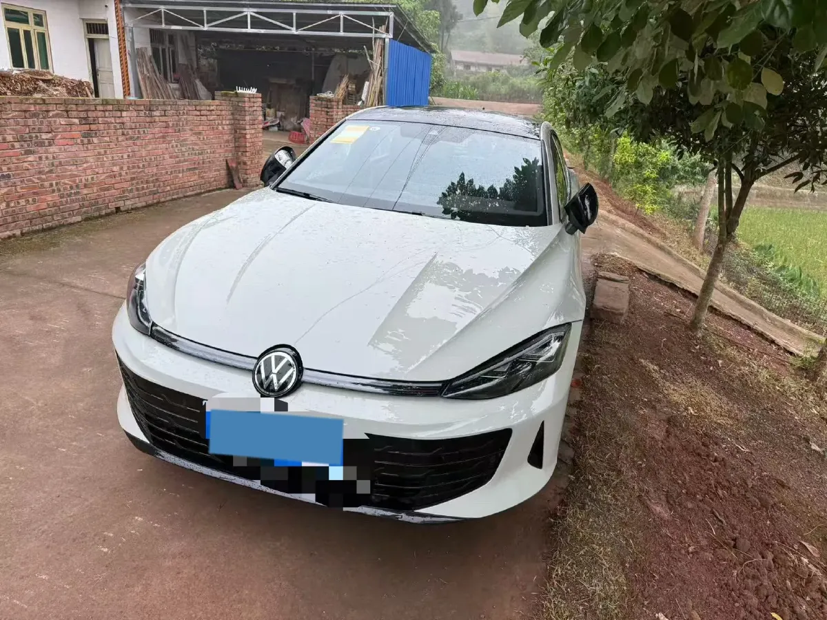 2026 Volkswagen Lamando 2.0T 220HP L4 7DCT,autocango,china used car exporter,china ev exporter,chinese used car exporter,chinese used ev exporter