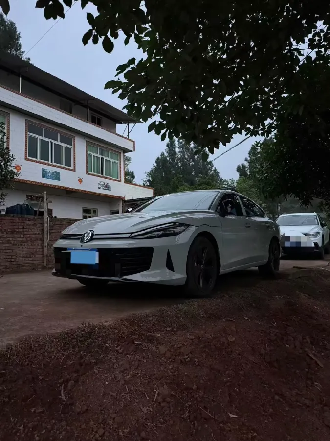2026 Volkswagen Lamando 2.0T 220HP L4 7DCT,autocango,china used car exporter,china ev exporter,chinese used car exporter,chinese used ev exporter