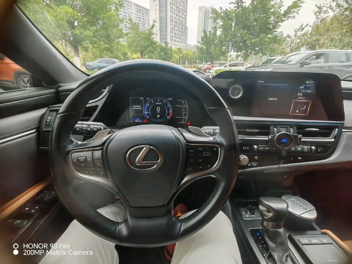 2022 Lexus ES 2.0L 173HP L4 CVT,autocango,china used car exporter,china ev exporter,chinese used car exporter,chinese used ev exporter