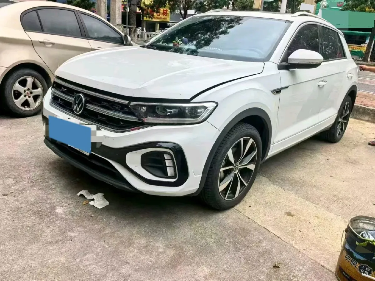 2023 Volkswagen T-Roc 1.5T 160HP L4 7DCT,autocango,china used car exporter,china ev exporter,chinese used car exporter,chinese used ev exporter