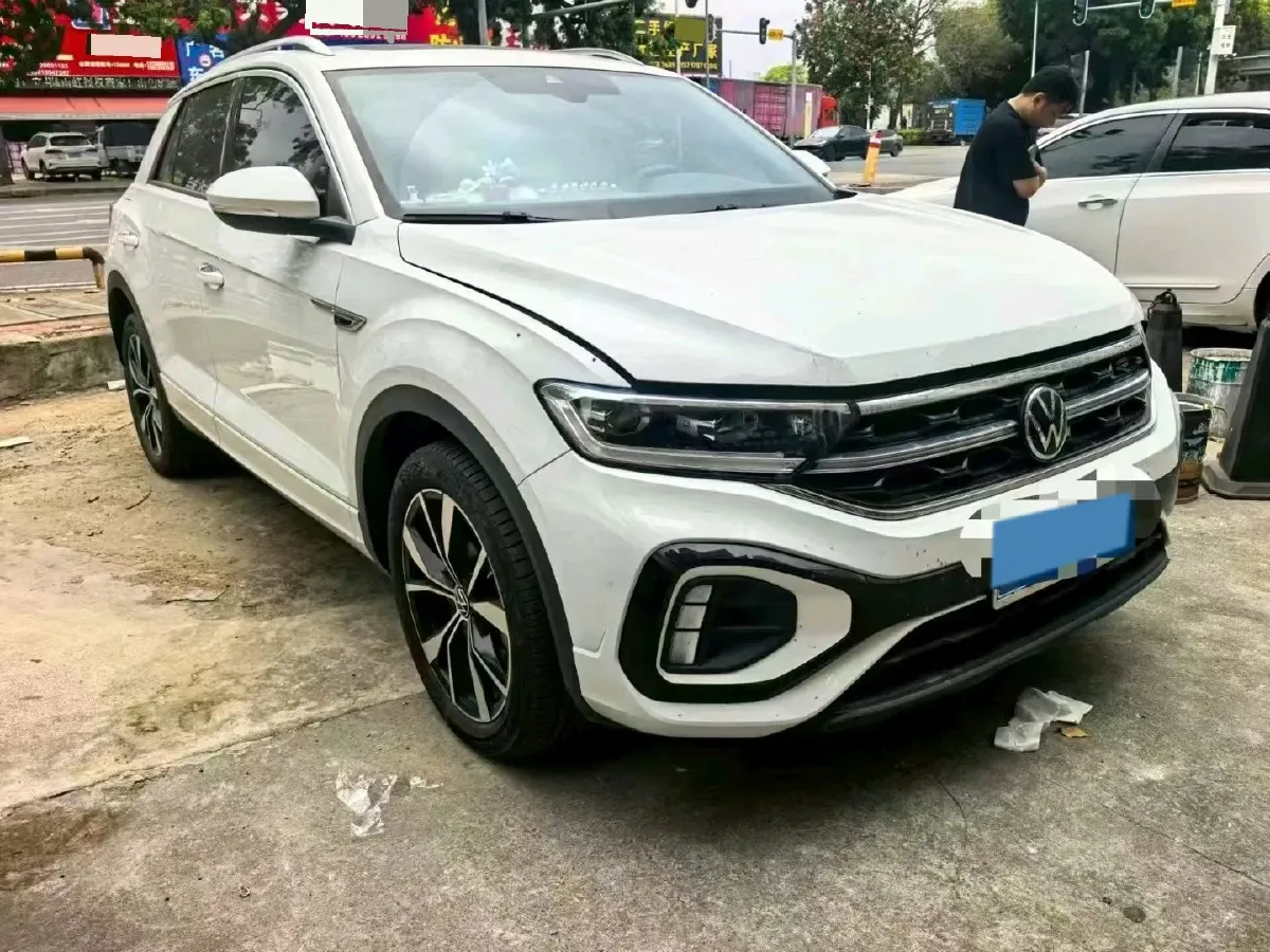 2023 Volkswagen T-Roc 1.5T 160HP L4 7DCT,autocango,china used car exporter,china ev exporter,chinese used car exporter,chinese used ev exporter