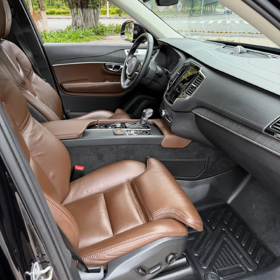 2020 Volvo XC90 2.0T 320HP L4 8AT,autocango,china used car exporter,china ev exporter,chinese used car exporter,chinese used ev exporter