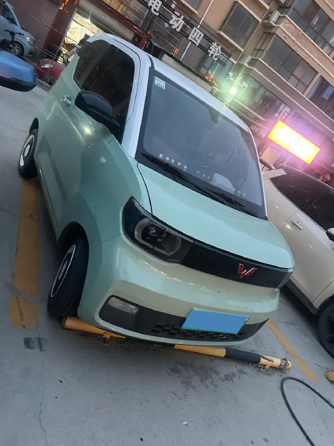 2020 WuLing HongGuang MINI EV BEV 9.3KWH,autocango,china used car exporter,china ev exporter,chinese used car exporter,chinese used ev exporter
