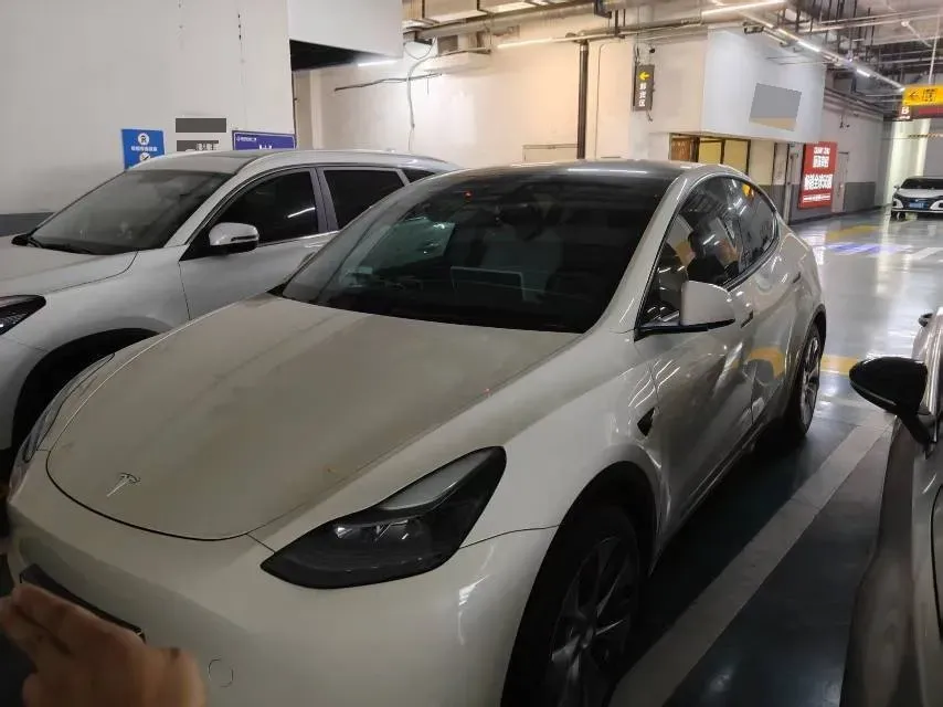 2022 Tesla Model Y BEV 60KWH,autocango,china used car exporter,china ev exporter,chinese used car exporter,chinese used ev exporter