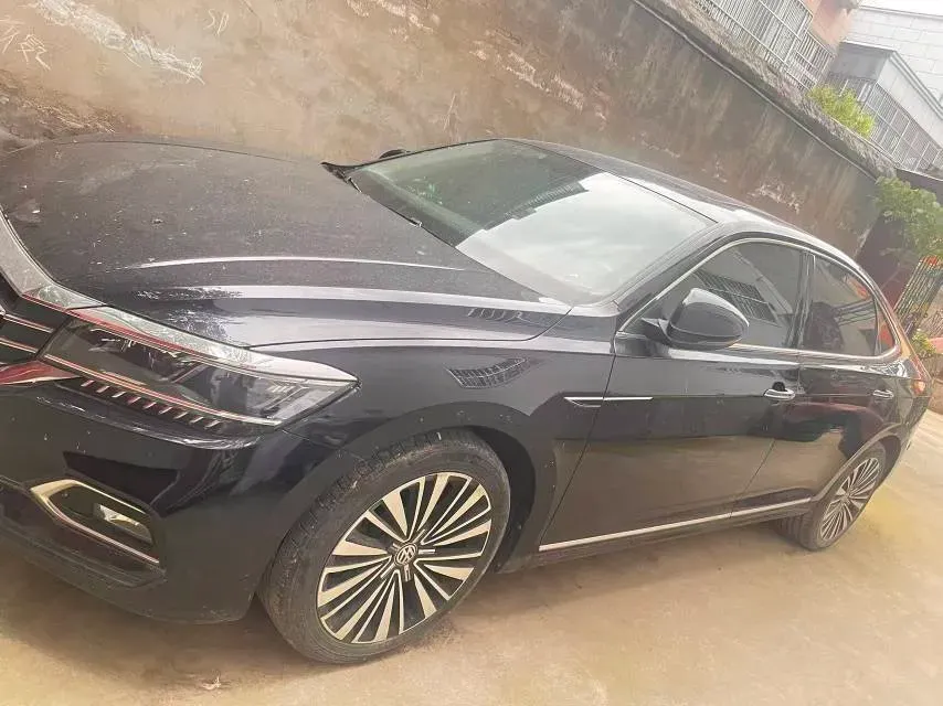 2019 Volvo V40 1.5T 152HP L4 6AT,autocango,china used car exporter,china ev exporter,chinese used car exporter,chinese used ev exporter
