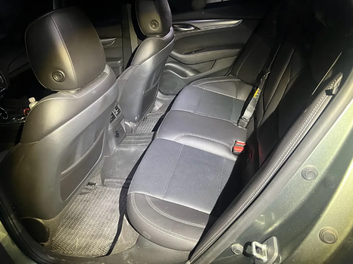 2023 Cadillac CT5 2.0T 237HP L4 10AT,autocango,china used car exporter,china ev exporter,chinese used car exporter,chinese used ev exporter