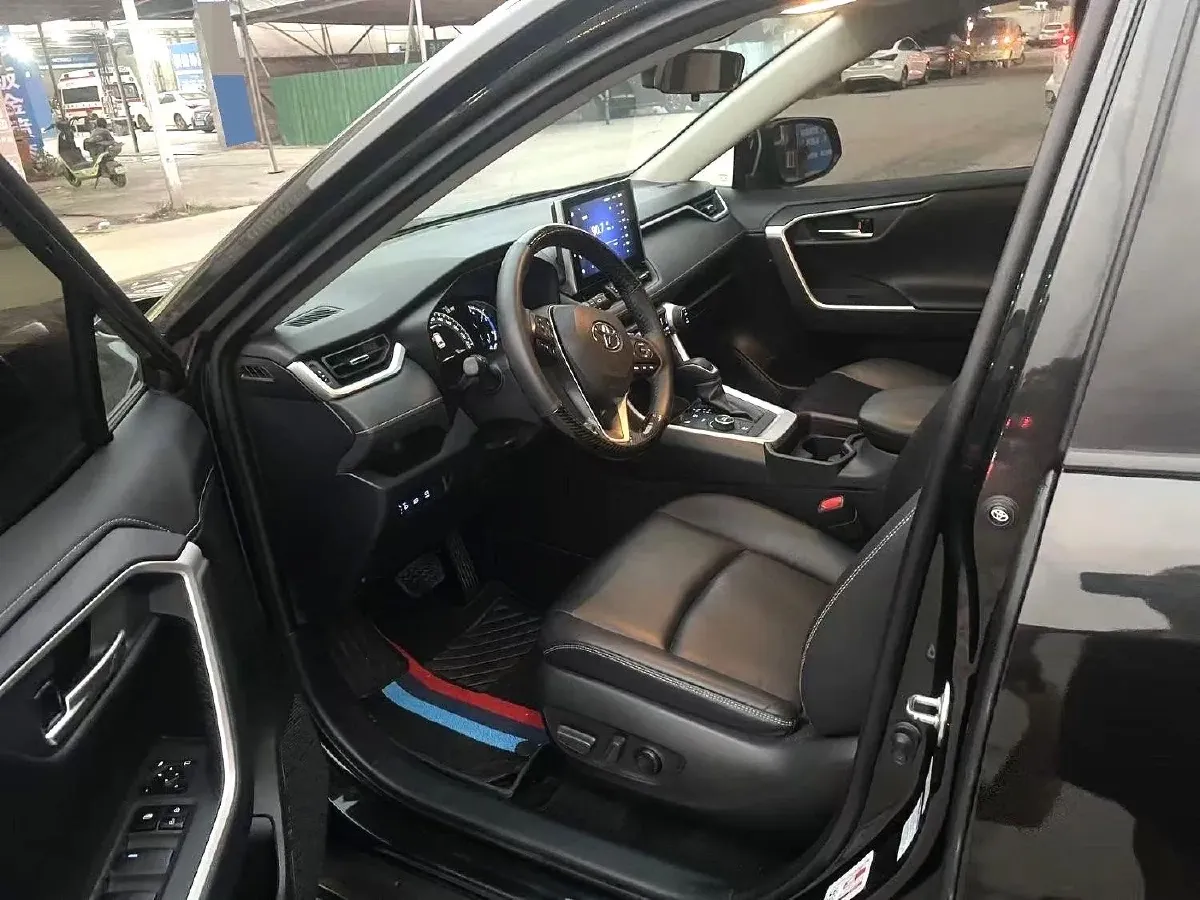 2021 Toyota RAV4 2.5L 178HP L4 E-CVT Hybrid,autocango,china used car exporter,china ev exporter,chinese used car exporter,chinese used ev exporter