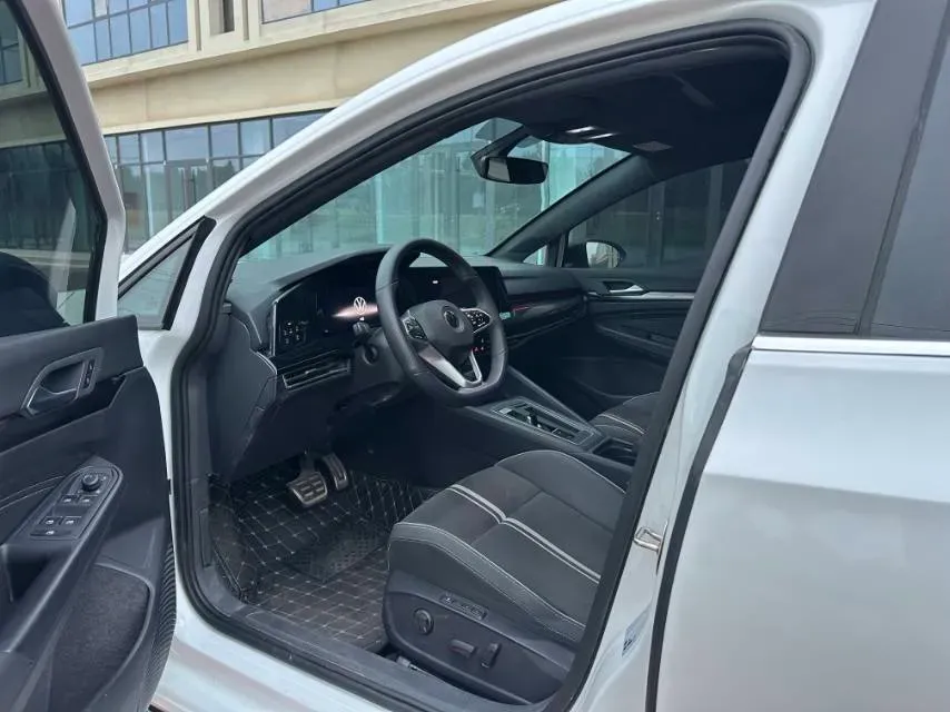 2023 Volkswagen Golf 1.4T 150HP L4 7DCT,autocango,china used car exporter,china ev exporter,chinese used car exporter,chinese used ev exporter