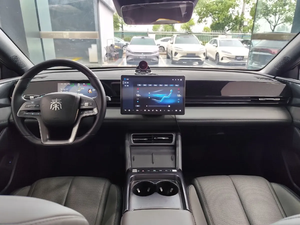 2025 BYD QinL BEV,autocango,china used car exporter,china ev exporter,chinese used car exporter,chinese used ev exporter