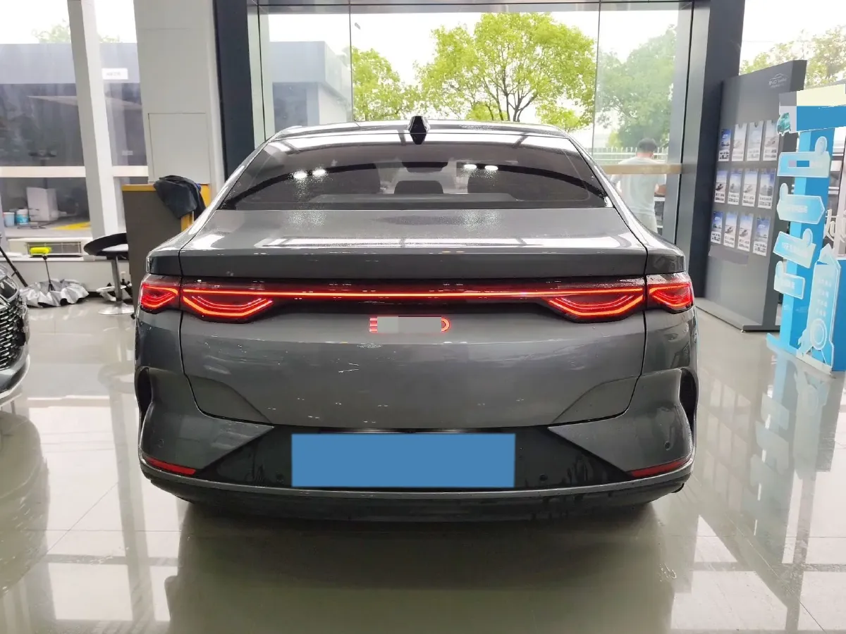 2025 BYD QinL BEV,autocango,china used car exporter,china ev exporter,chinese used car exporter,chinese used ev exporter