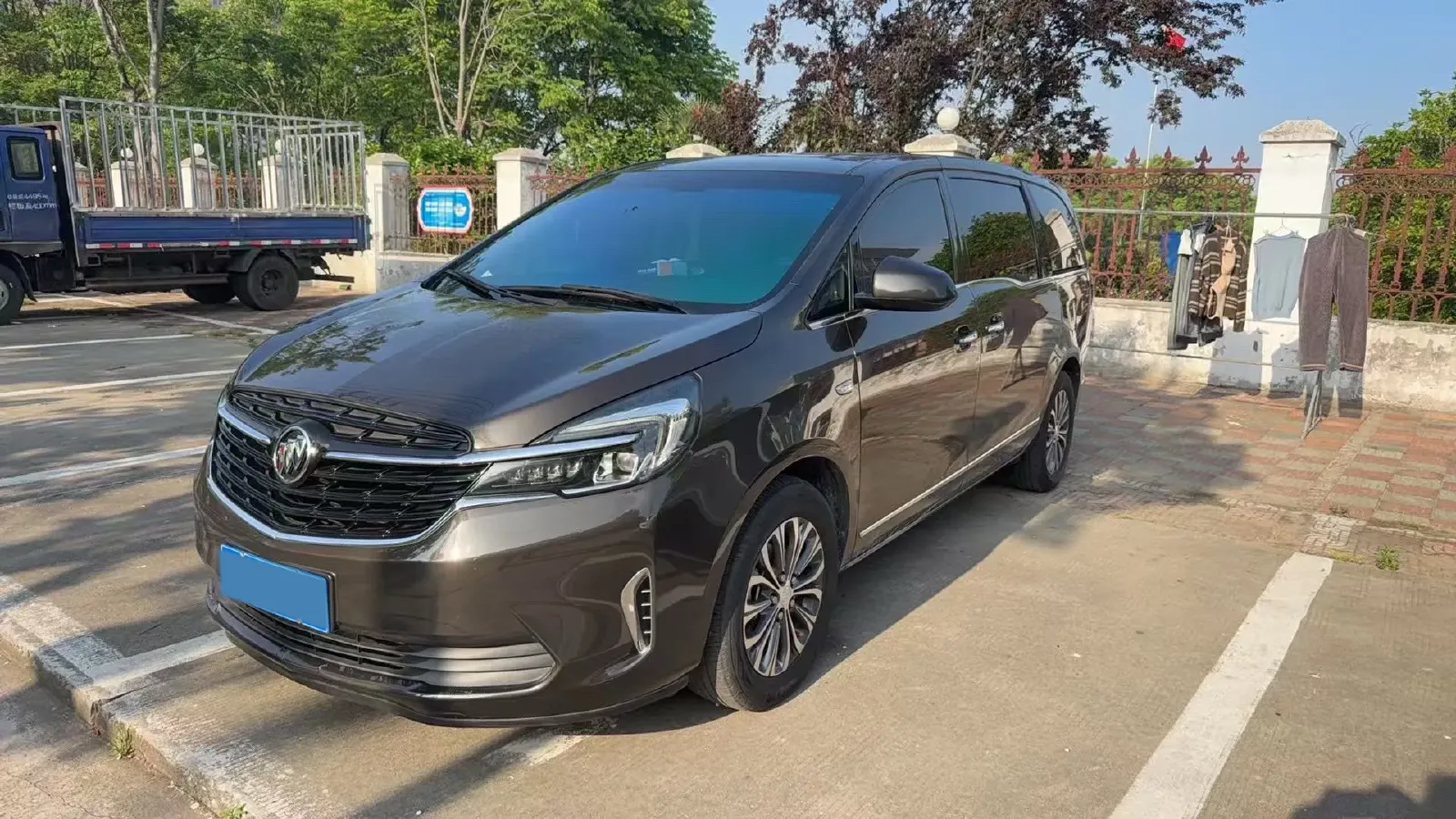 2021 Buick GL8 2.0T 237HP L4 9AT,autocango,china used car exporter,china ev exporter,chinese used car exporter,chinese used ev exporter