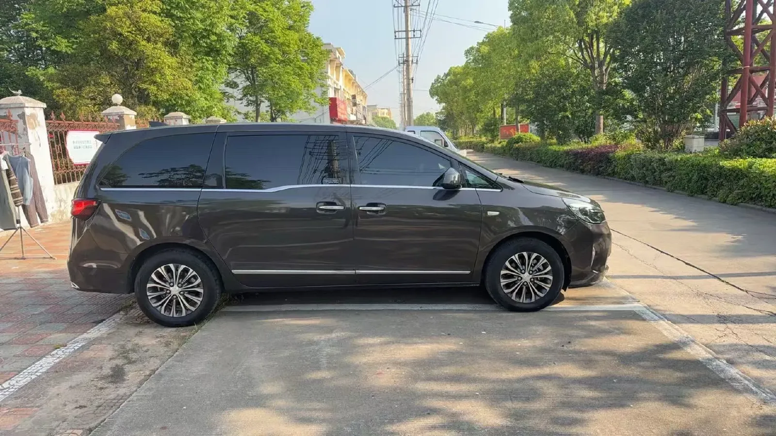 2021 Buick GL8 2.0T 237HP L4 9AT,autocango,china used car exporter,china ev exporter,chinese used car exporter,chinese used ev exporter