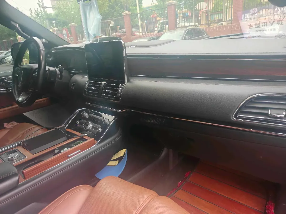2019 Lincoln Navigator 3.5T 388HP V6 10AT,autocango,china used car exporter,china ev exporter,chinese used car exporter,chinese used ev exporter