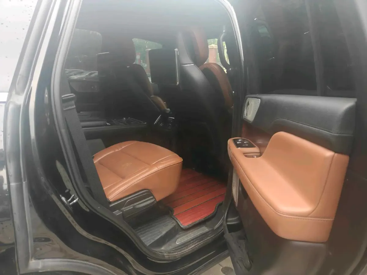 2019 Lincoln Navigator 3.5T 388HP V6 10AT,autocango,china used car exporter,china ev exporter,chinese used car exporter,chinese used ev exporter