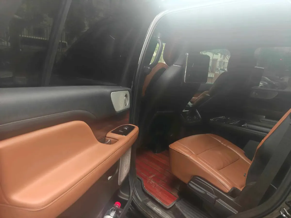 2019 Lincoln Navigator 3.5T 388HP V6 10AT,autocango,china used car exporter,china ev exporter,chinese used car exporter,chinese used ev exporter