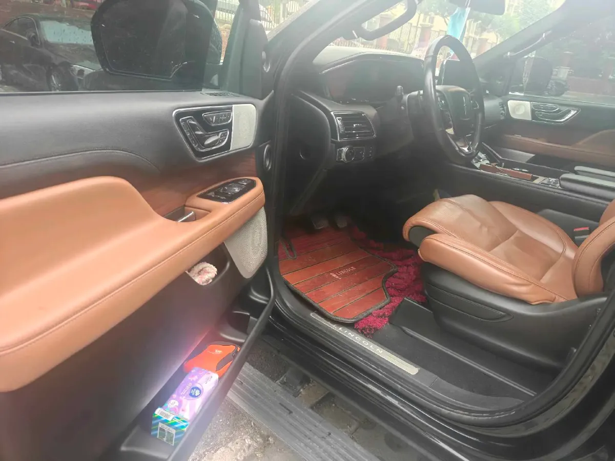2019 Lincoln Navigator 3.5T 388HP V6 10AT,autocango,china used car exporter,china ev exporter,chinese used car exporter,chinese used ev exporter