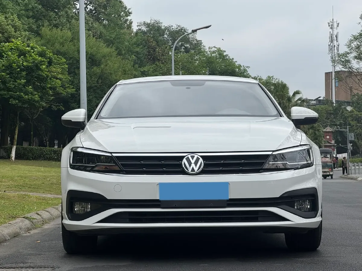 2019 Volkswagen T-Cross 1.4T 150HP L4 7DCT,autocango,china used car exporter,china ev exporter,chinese used car exporter,chinese used ev exporter