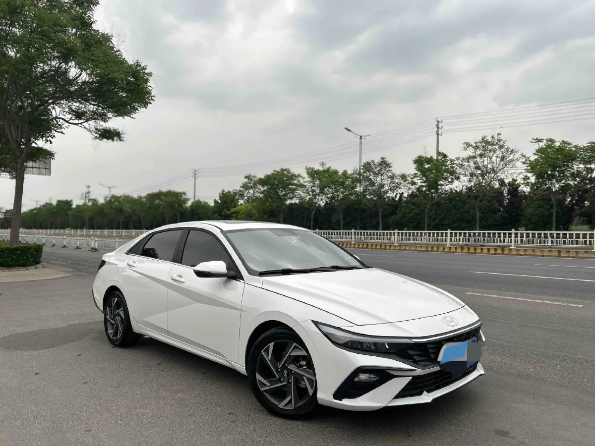 2023 Hyundai Elantra 1.5L 115HP L4 CVT,autocango,china used car exporter,china ev exporter,chinese used car exporter,chinese used ev exporter