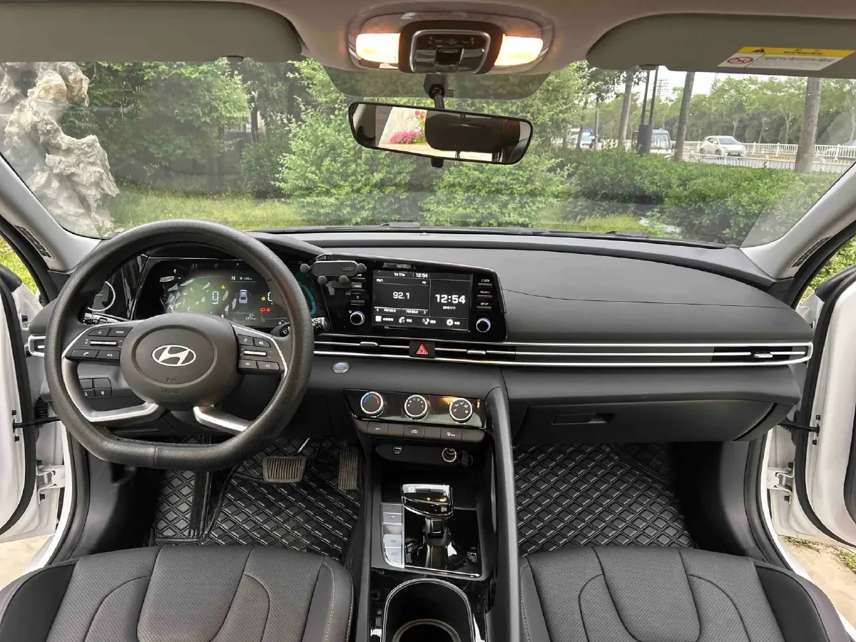 2023 Hyundai Elantra 1.5L 115HP L4 CVT,autocango,china used car exporter,china ev exporter,chinese used car exporter,chinese used ev exporter