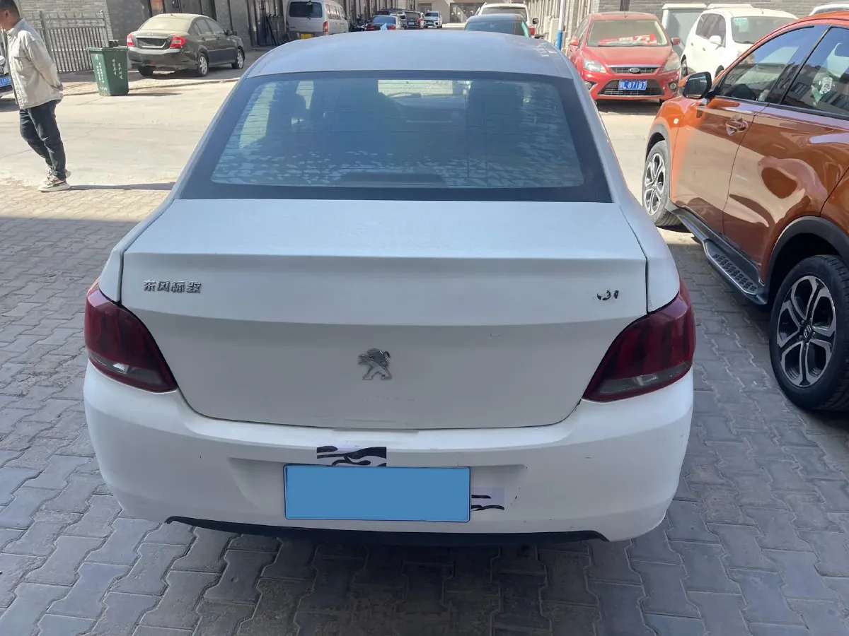 2017 Peugeot 301 1.6L 117HP L4 5MT,autocango,china used car exporter,china ev exporter,chinese used car exporter,chinese used ev exporter