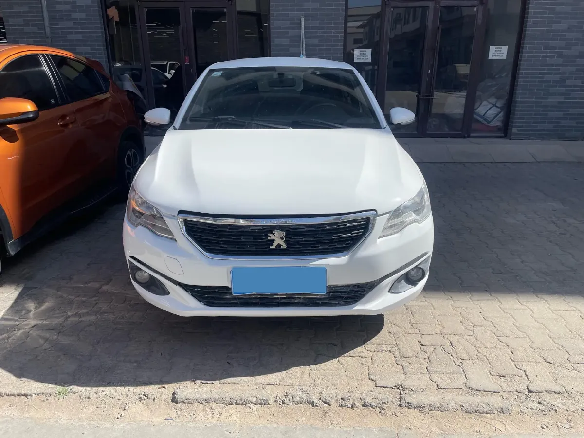 2017 Peugeot 301 1.6L 117HP L4 5MT,autocango,china used car exporter,china ev exporter,chinese used car exporter,chinese used ev exporter