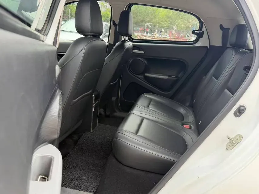 2019 Renault Captur 1.3T 159HP L4 7DCT,autocango,china used car exporter,china ev exporter,chinese used car exporter,chinese used ev exporter
