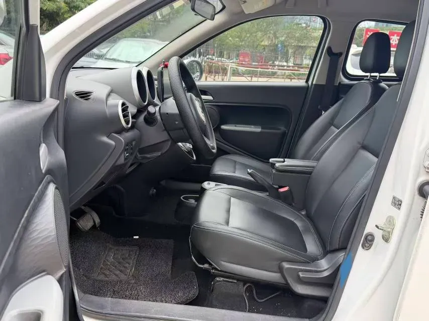 2019 Renault Captur 1.3T 159HP L4 7DCT,autocango,china used car exporter,china ev exporter,chinese used car exporter,chinese used ev exporter