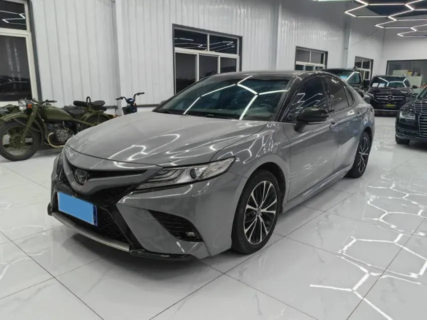 2019 Toyota Camry 2.5L 209HP L4 8AT,autocango,china used car exporter,china ev exporter,chinese used car exporter,chinese used ev exporter