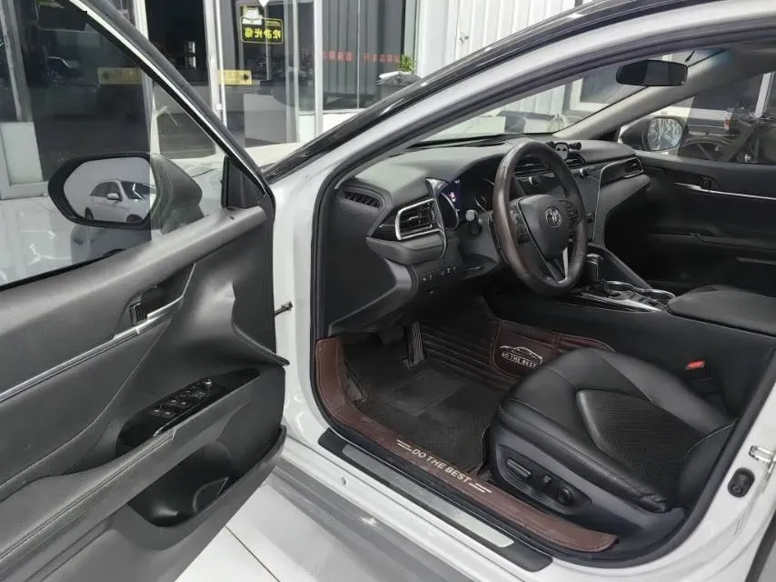 2019 Toyota Camry 2.5L 209HP L4 8AT,autocango,china used car exporter,china ev exporter,chinese used car exporter,chinese used ev exporter