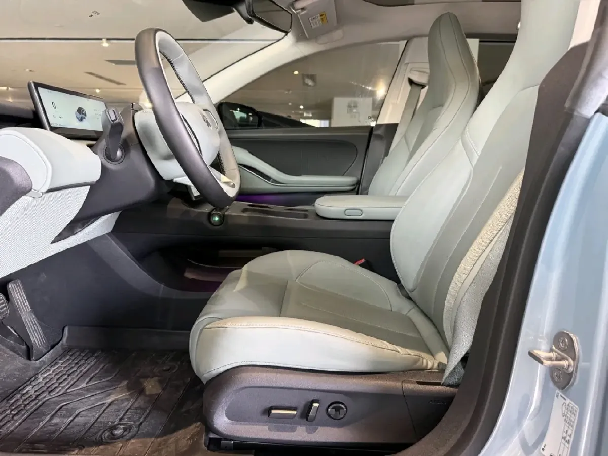 2022 JunTian HeiWuShi Youth 2.0T 203HP L4 6AT,autocango,china used car exporter,china ev exporter,chinese used car exporter,chinese used ev exporter