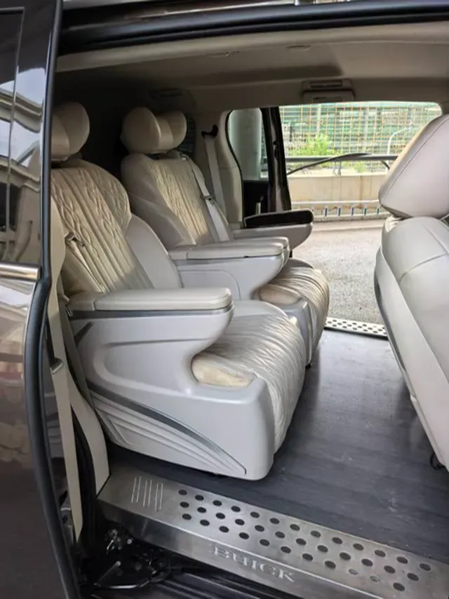 2023 Buick GL8 2.0T 237HP L4 9AT,autocango,china used car exporter,china ev exporter,chinese used car exporter,chinese used ev exporter