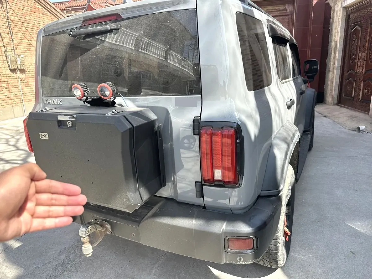 2021 Tank 300 2.0T 227HP L4 8AT,autocango,china used car exporter,china ev exporter,chinese used car exporter,chinese used ev exporter