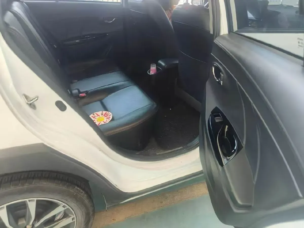 2020 Toyota Yaris L 1.5L 110HP L4 CVT,autocango,china used car exporter,china ev exporter,chinese used car exporter,chinese used ev exporter