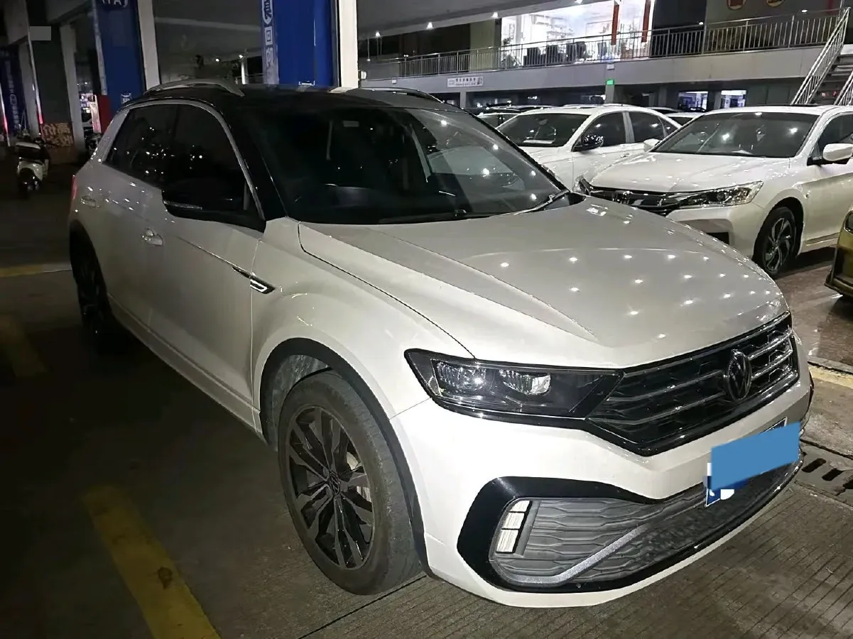 2021 Volkswagen T-Roc 1.4T 150HP L4 7DCT,autocango,china used car exporter,china ev exporter,chinese used car exporter,chinese used ev exporter