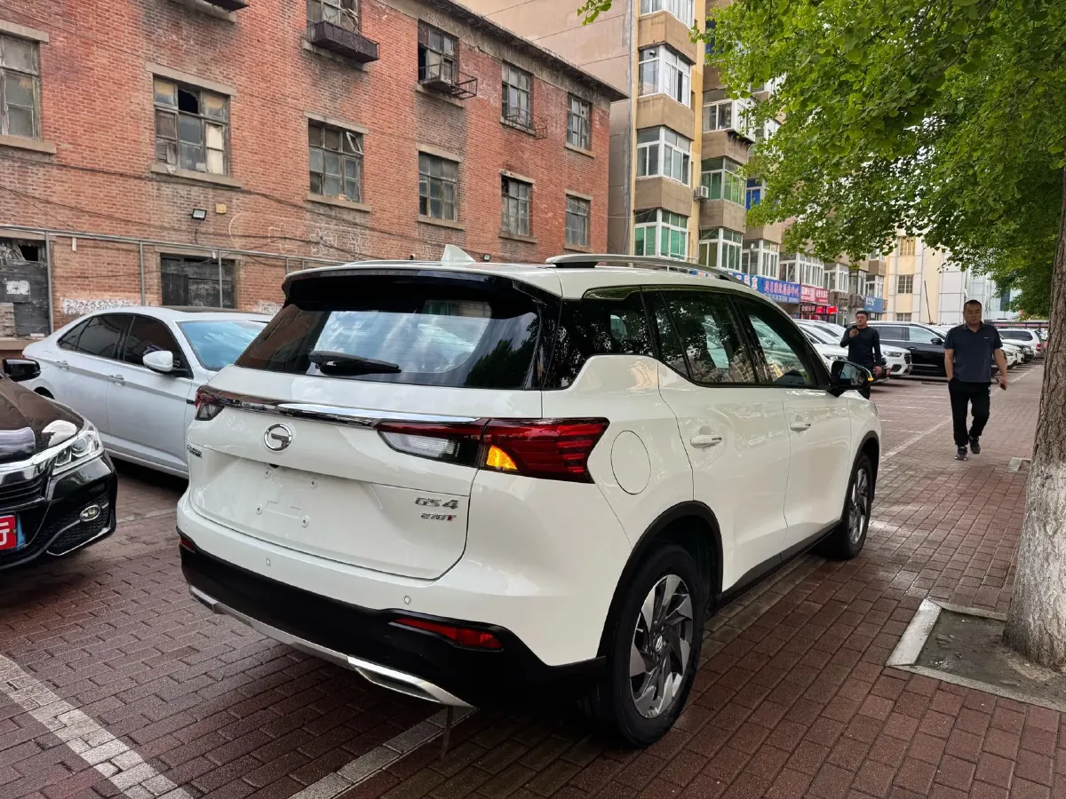 2020 GAC Trumpchi GS4 1.5T 169HP L4 6AT,autocango,china used car exporter,china ev exporter,chinese used car exporter,chinese used ev exporter