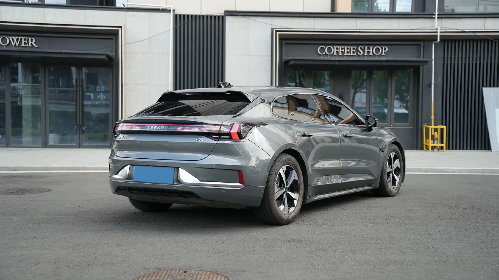 2023 Zeekr 001 BEV 100KWH,autocango,china used car exporter,china ev exporter,chinese used car exporter,chinese used ev exporter