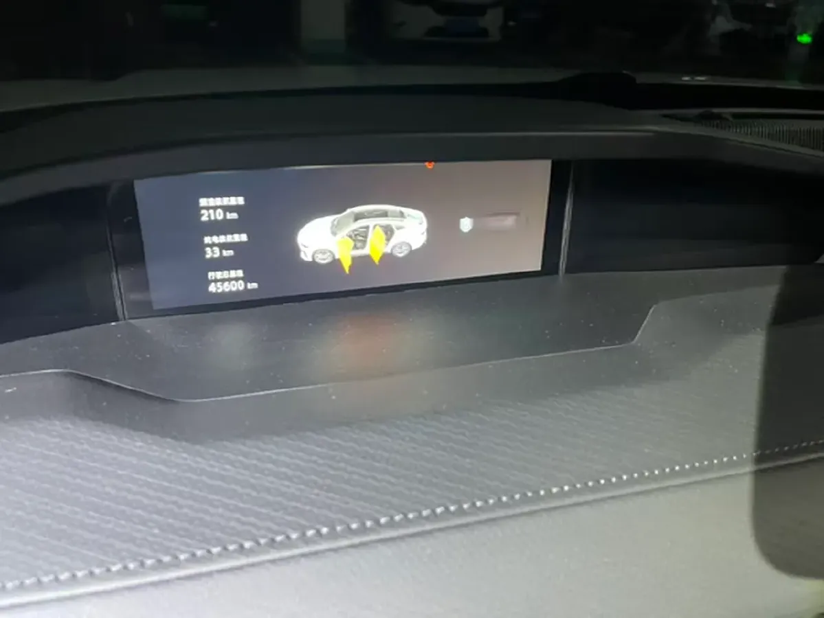 2023 ChangAn UNI-V iDD 1.5T 170HP L4 6TCT PHEV 18.4KWH,autocango,china used car exporter,china ev exporter,chinese used car exporter,chinese used ev exporter