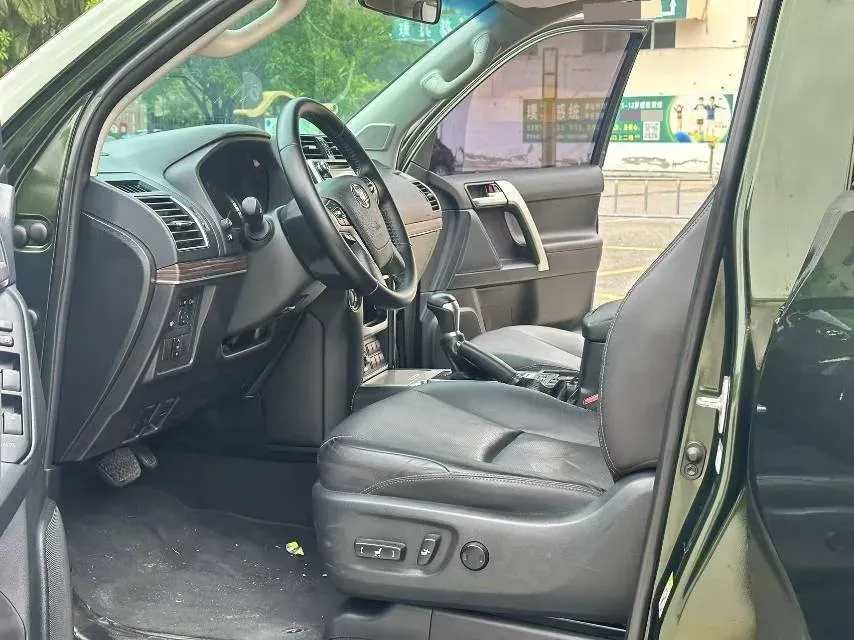 2018 Toyota Land Cruiser Prado 3.5L 280HP V6 6AT,autocango,china used car exporter,china ev exporter,chinese used car exporter,chinese used ev exporter