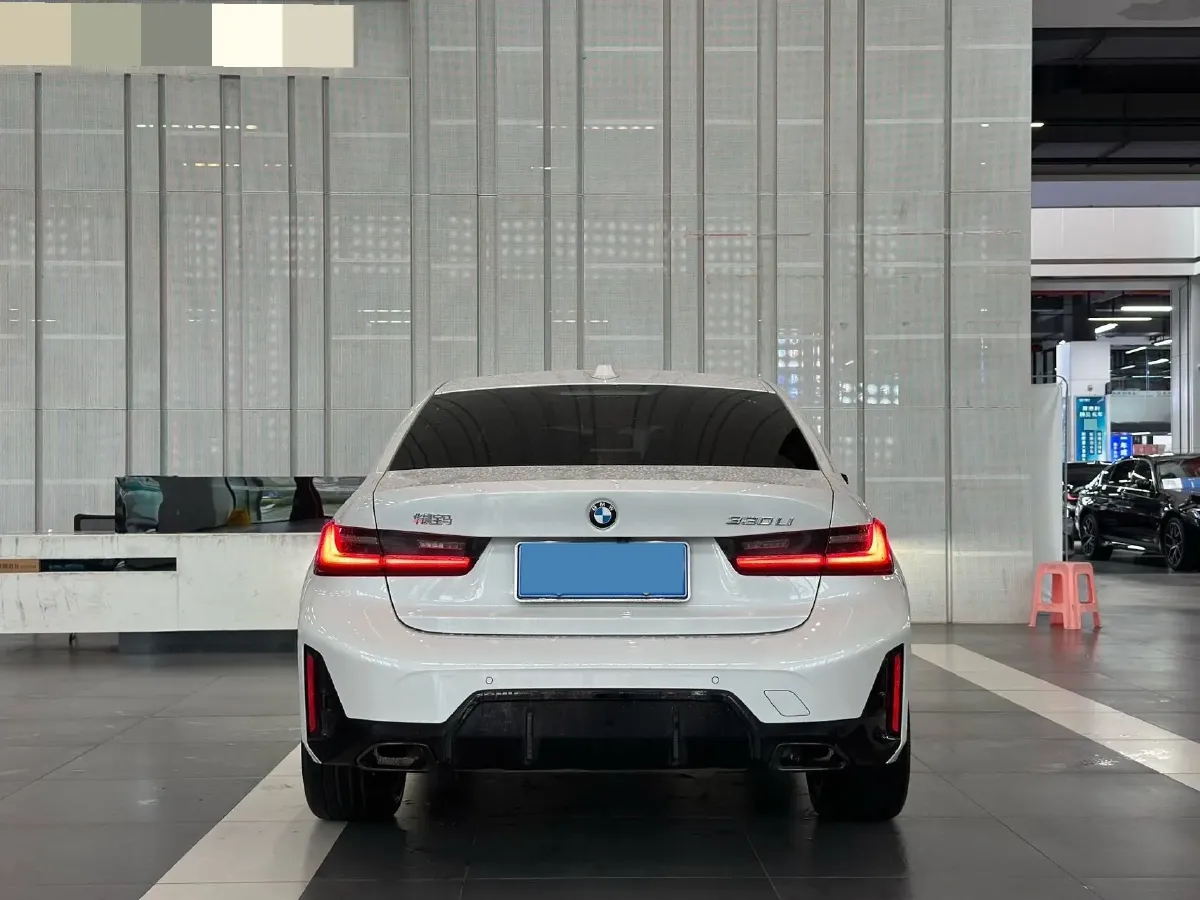2025 BMW 3 Series 2.0T 245HP L4 8AT,autocango,china used car exporter,china ev exporter,chinese used car exporter,chinese used ev exporter