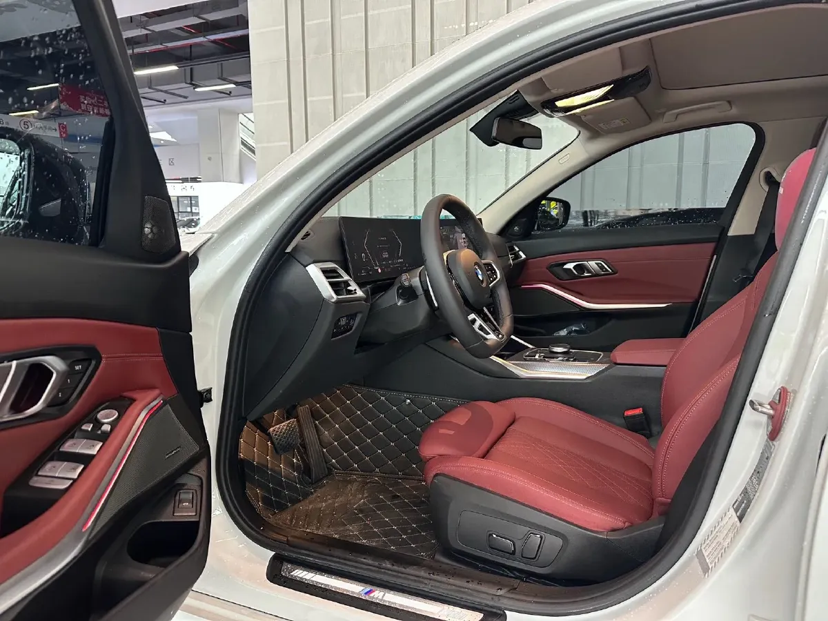 2025 BMW 3 Series 2.0T 245HP L4 8AT,autocango,china used car exporter,china ev exporter,chinese used car exporter,chinese used ev exporter