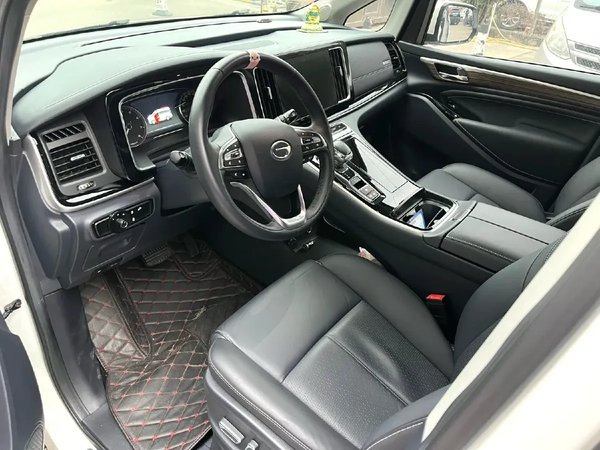 2021 GAC Trumpchi M8 2.0T 252HP L4 8AT,autocango,china used car exporter,china ev exporter,chinese used car exporter,chinese used ev exporter