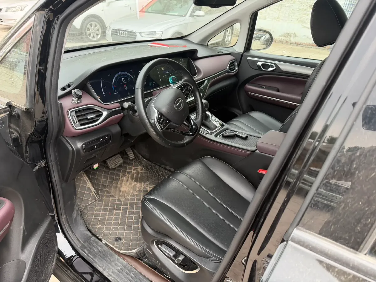 2021 GAC Trumpchi M6 1.5T 169HP L4 7DCT,autocango,china used car exporter,china ev exporter,chinese used car exporter,chinese used ev exporter