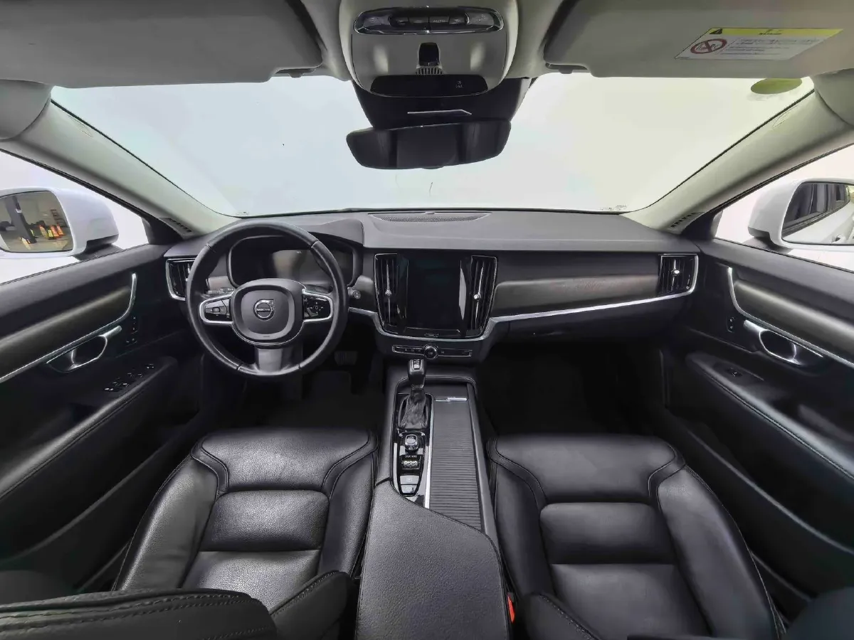 2017 HongQi H7 3.0L 231HP V6 6AT,autocango,china used car exporter,china ev exporter,chinese used car exporter,chinese used ev exporter