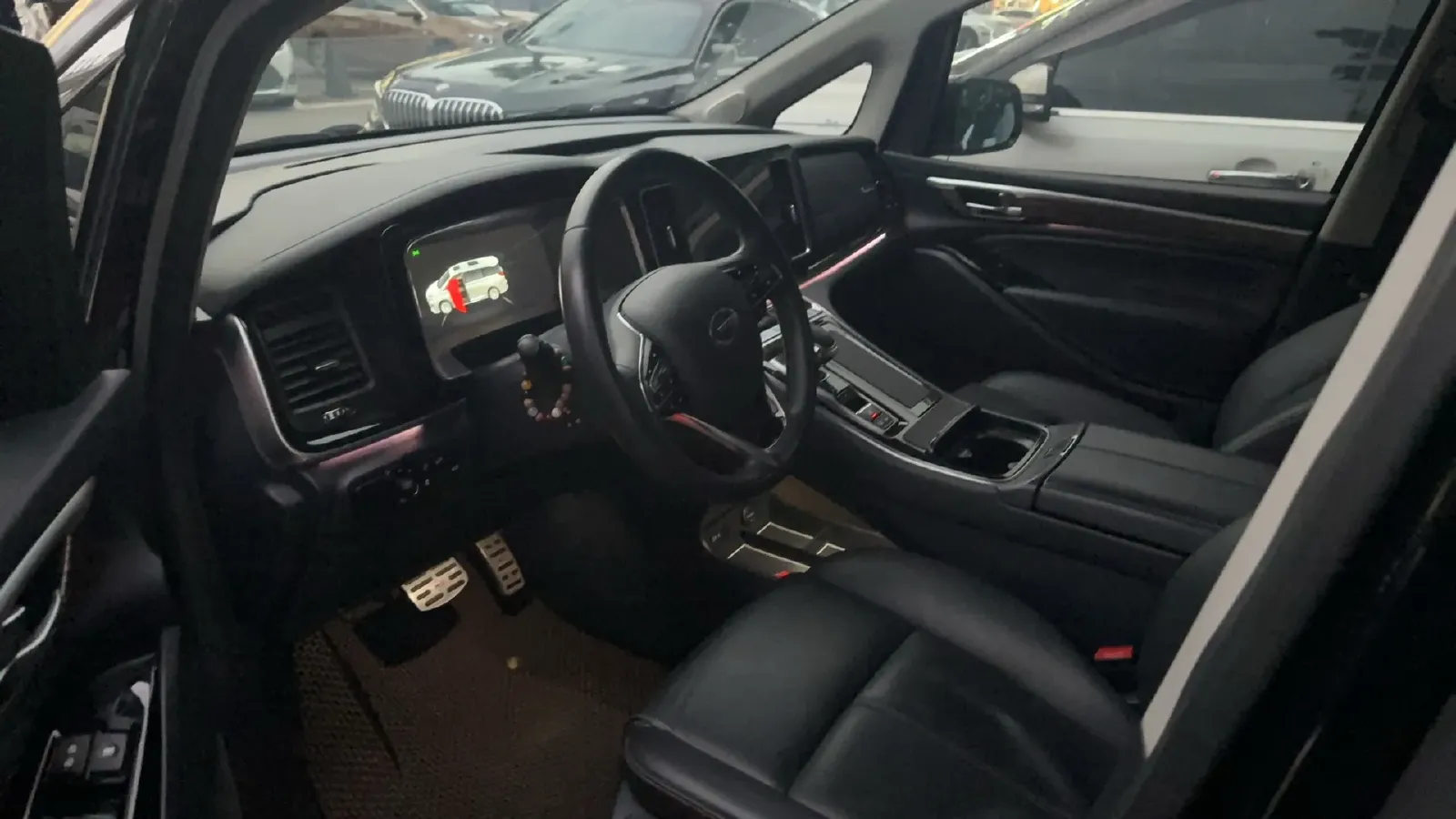 2021 GAC Trumpchi M8 2.0T 252HP L4 8AT,autocango,china used car exporter,china ev exporter,chinese used car exporter,chinese used ev exporter