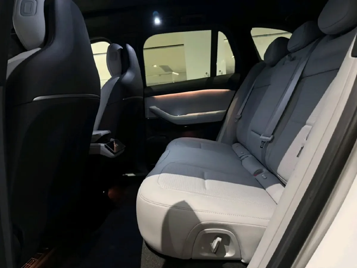 2024 NIO ES6 BEV 75KWH,autocango,china used car exporter,china ev exporter,chinese used car exporter,chinese used ev exporter