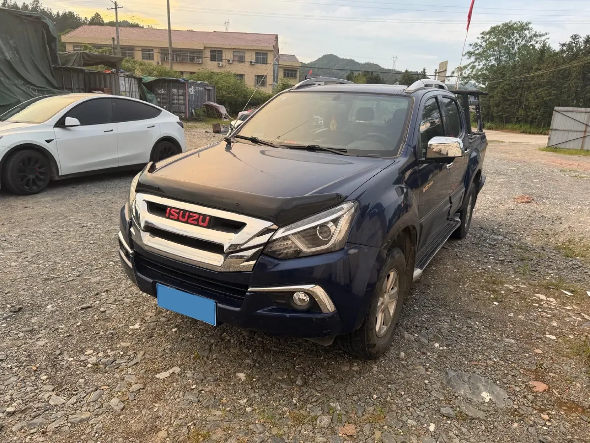 2019 Isuzu D-MAX 3.0T 177HP L4 6AT,autocango,china used car exporter,china ev exporter,chinese used car exporter,chinese used ev exporter