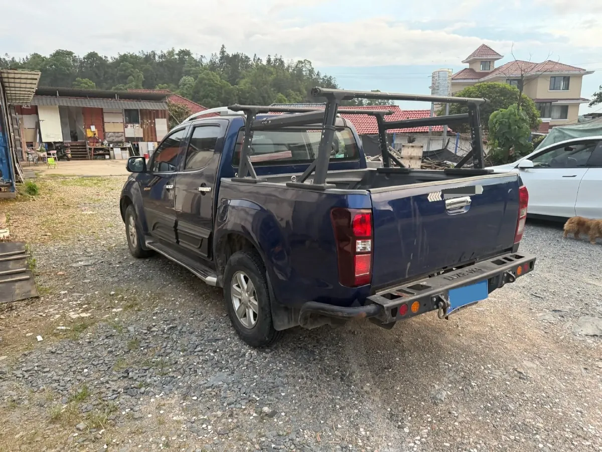 2019 Isuzu D-MAX 3.0T 177HP L4 6AT,autocango,china used car exporter,china ev exporter,chinese used car exporter,chinese used ev exporter