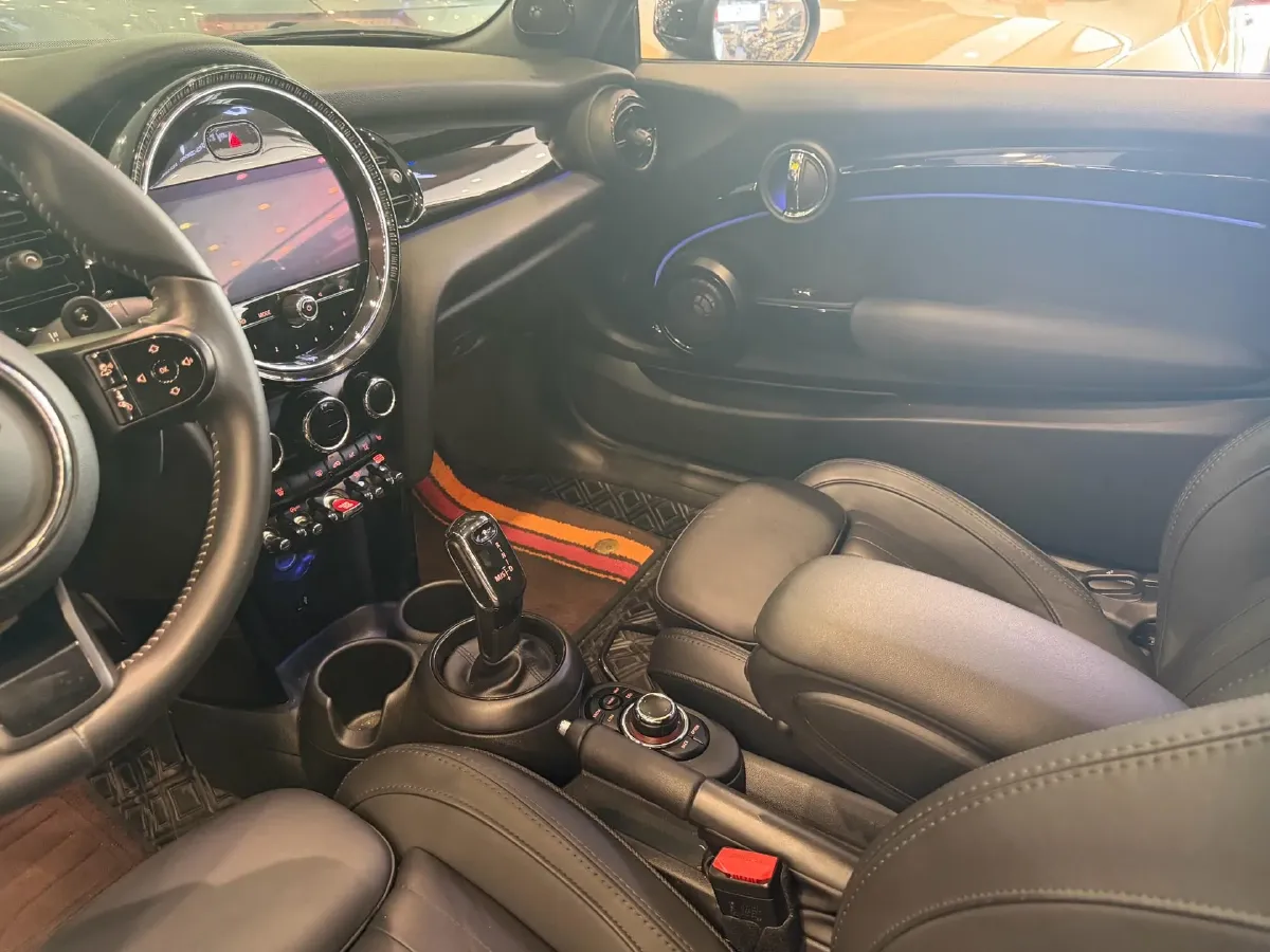 2023 MINI MINI 2.0T 192HP L4 7DCT,autocango,china used car exporter,china ev exporter,chinese used car exporter,chinese used ev exporter
